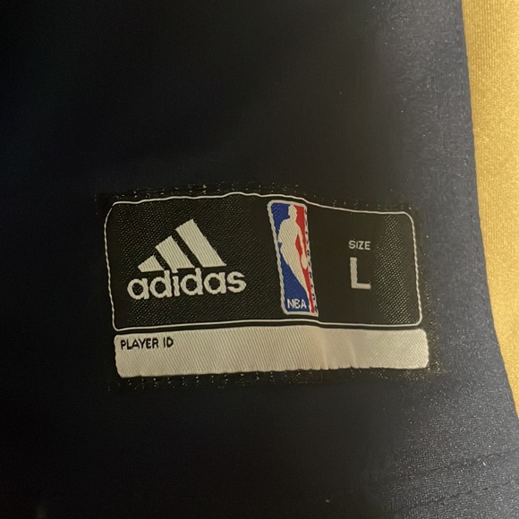 Anthony Davis Pelicans Jersey - Picture 3 of 5